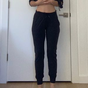 Lululemon Black Joggers Size 6